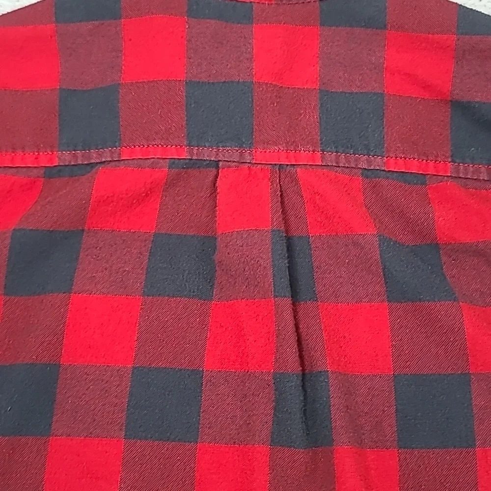 Cat & Jack Boys' Long Sleeve Flannel Button-Down Shirt in Red/Black Size XL/16